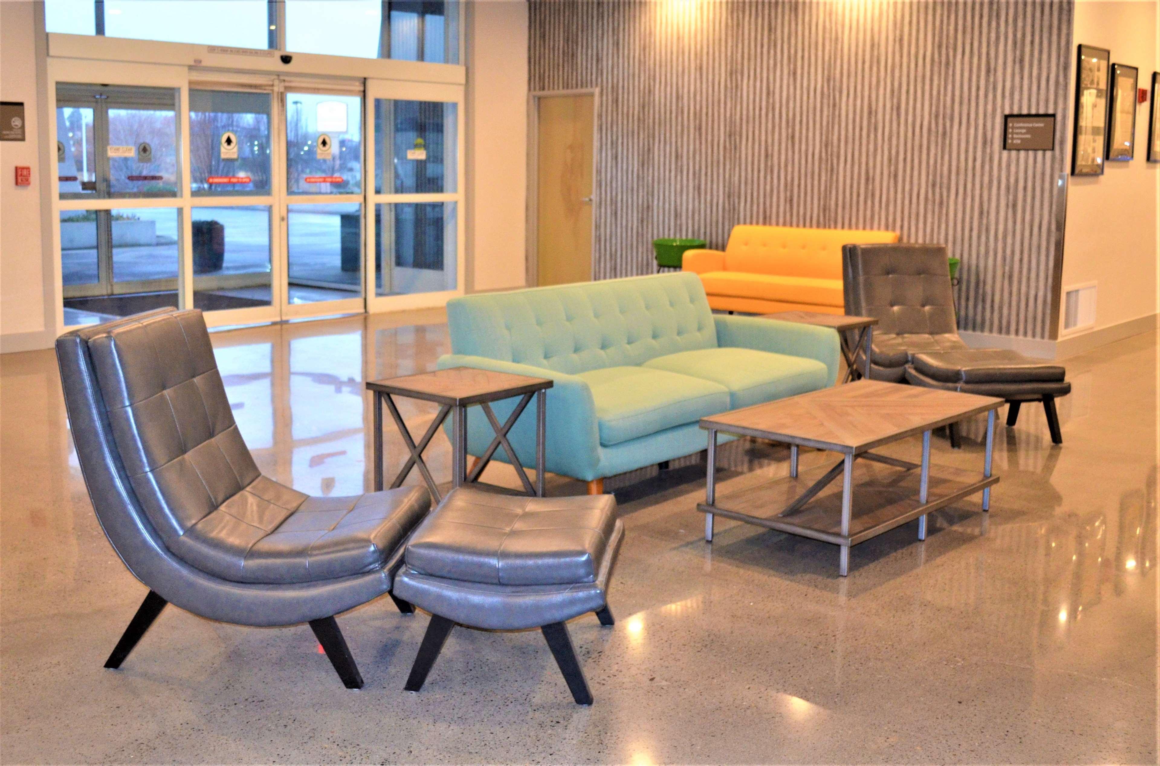 Hotel Riverfront And Conference Center, Ascend Collection