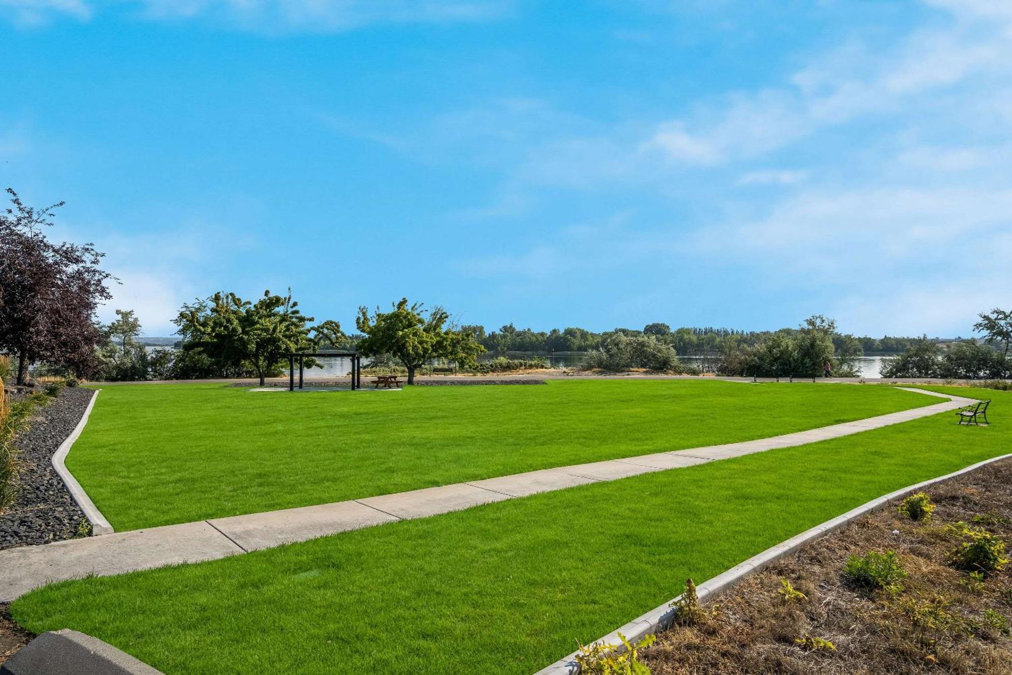 Riverfront And Conference Center, Ascend Collection 3*