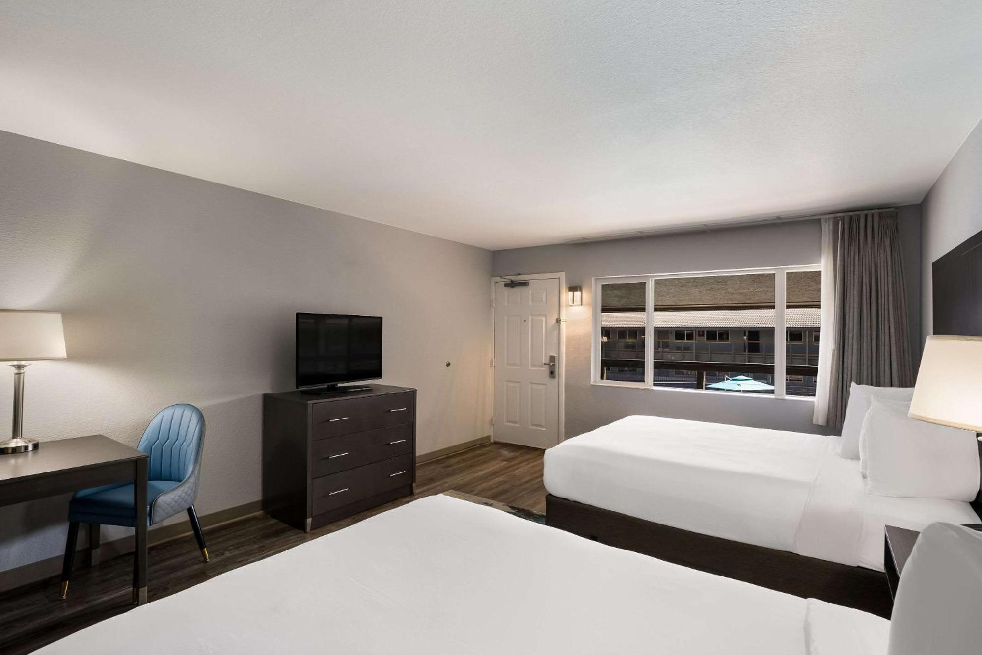Riverfront And Conference Center, Ascend Collection 3*