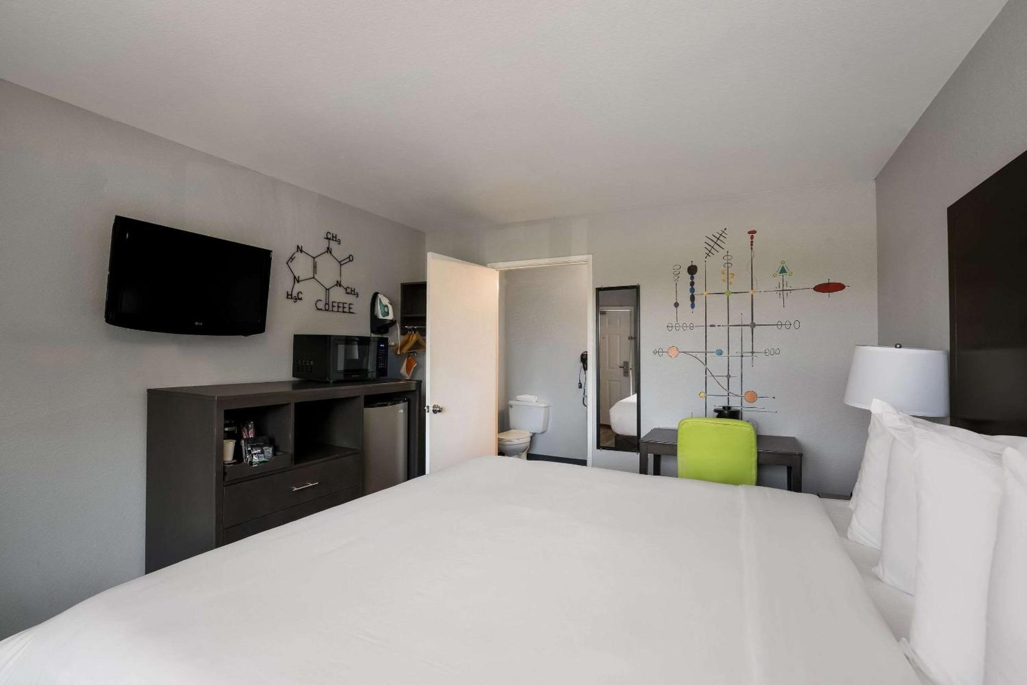 Hotel Riverfront And Conference Center, Ascend Collection